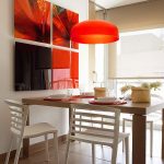Décor lumineux dans la salle à manger