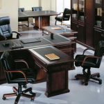 Sélection et emplacement du mobilier dans le bureau