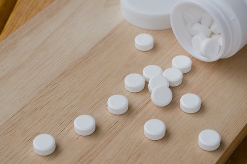 L'aspirine contient de l'acide salicylique