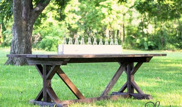 Table grande et forte