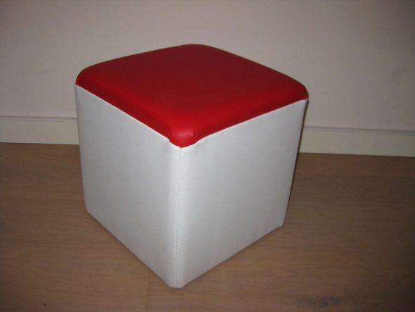 Pouf cubique prêt