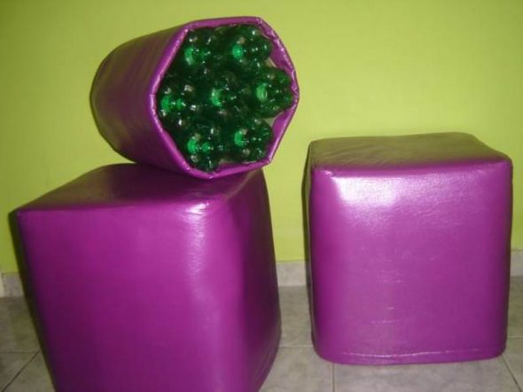 Ensemble de poufs violets