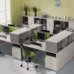 Bureau dans les tons gris-vert