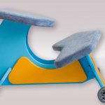 Chaise orthopédique avec revêtement en tissu