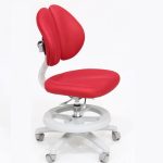 Chaise orthopédique avec repose-pieds