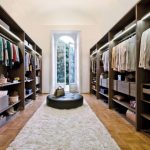 Arrangement parallèle du vestiaire