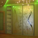 Armoire coulissante avec image sablée