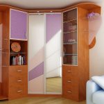 Kabinet sudut moden di pedalaman