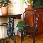 Vieux meubles dans un nouvel intérieur