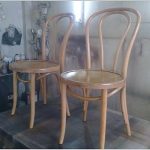 Légères taches de chaises de Vienne