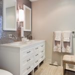 Table de chevet blanche en MDF