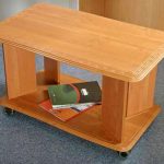 Table basse rectangulaire en bois
