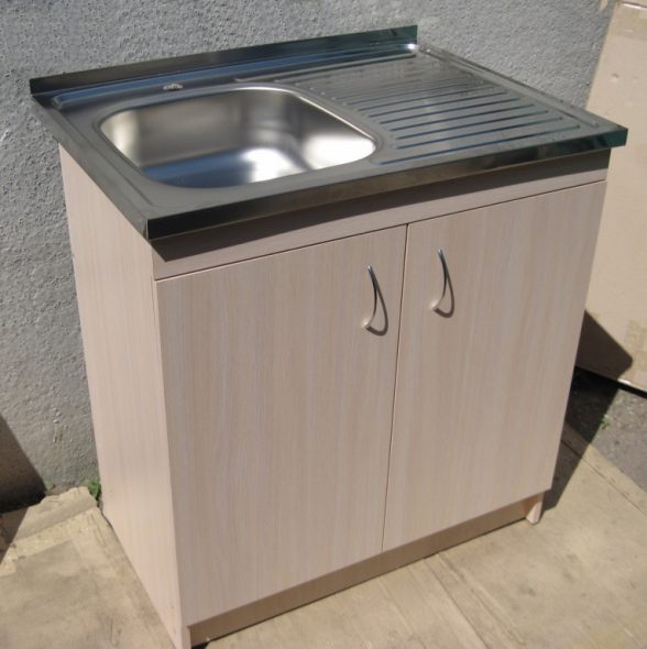 Armoire de cuisine en aggloméré