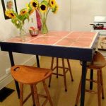 Table de cuisine avec tuile
