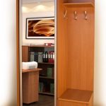 Petite armoire compacte