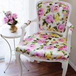 Version douce de la nouvelle chaise dans le salon