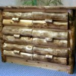 Commode originale en rondins