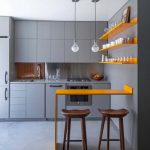 Étagères ouvertes pour la décoration de la cuisine