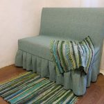 Une excellente option pour une simple couverture sur un vieux canapé.
