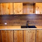 Solution simple et fonctionnelle - cuisine en bois