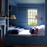 À l'aide d'une niche, vous pouvez créer un espace supplémentaire utile pour un coin de repos ou de travail.