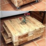 Petite table avec palette avec tiroirs