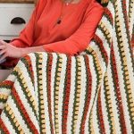 Couverture tricotée à faire soi-même pour une chaise ou un couvre-lit
