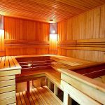Étagères superposées en bois