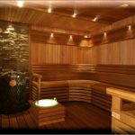 Banc de vapeur en bois en forme de lettre P