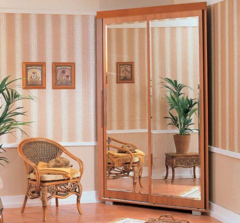 Cabinet diagonal