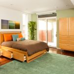 Faire une chambre compacte avec rangement pratique