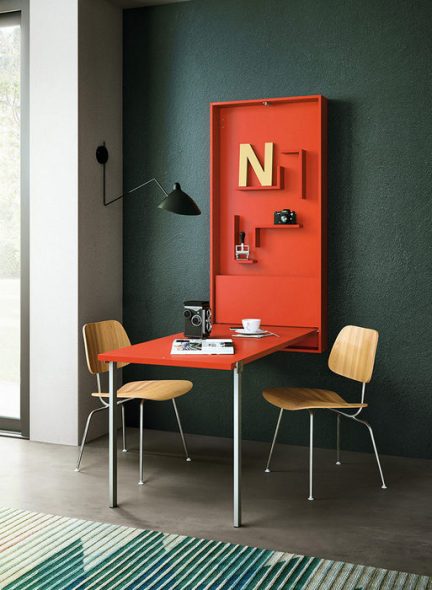Table suspendue