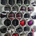 Tablette pour chaussures en tubes plastiques