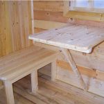 Table murale dans le bain