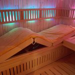Étagères pliantes dans le bain