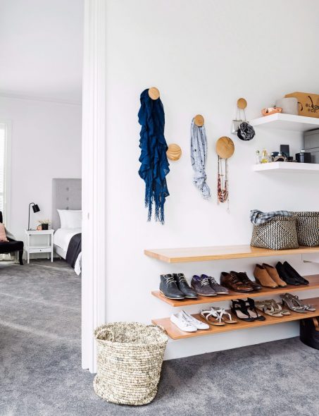 Porte-chaussures ouvert