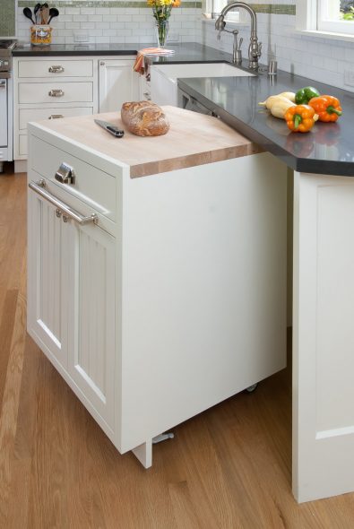 Armoire de cuisine mobile