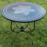 Table forgée avec mosaïque Lotus Noir
