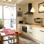 Belle cuisine sans armoires supérieures