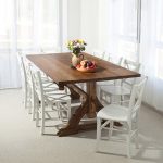 Mesa de cocina de madera