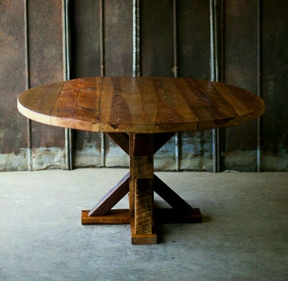 Table en bois massif
