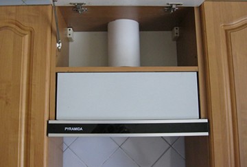Hotte intégrée dans l'armoire