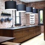 Mobilier de cuisine en bois inhabituel pour le loft
