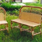 Chaise en osier et chaise