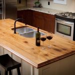 Encimera para isla de cocina de madera maciza.