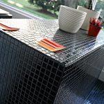 Comment mettre une mosaïque sur la table