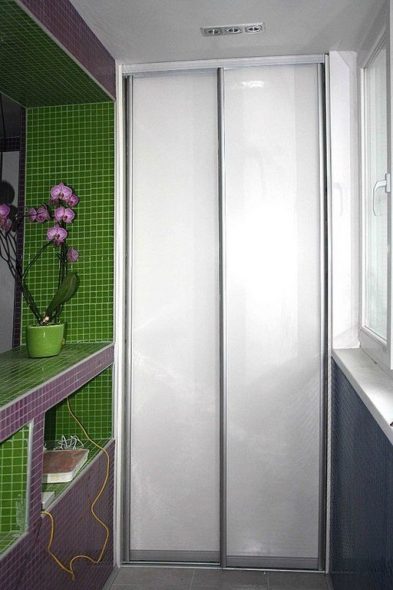 Armoire compacte