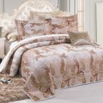 Couverture en bambou de couleurs vives