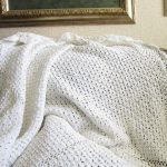 Grand plaid laiteux ajouré