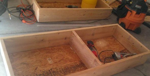 Nous fabriquons une boîte à cadre